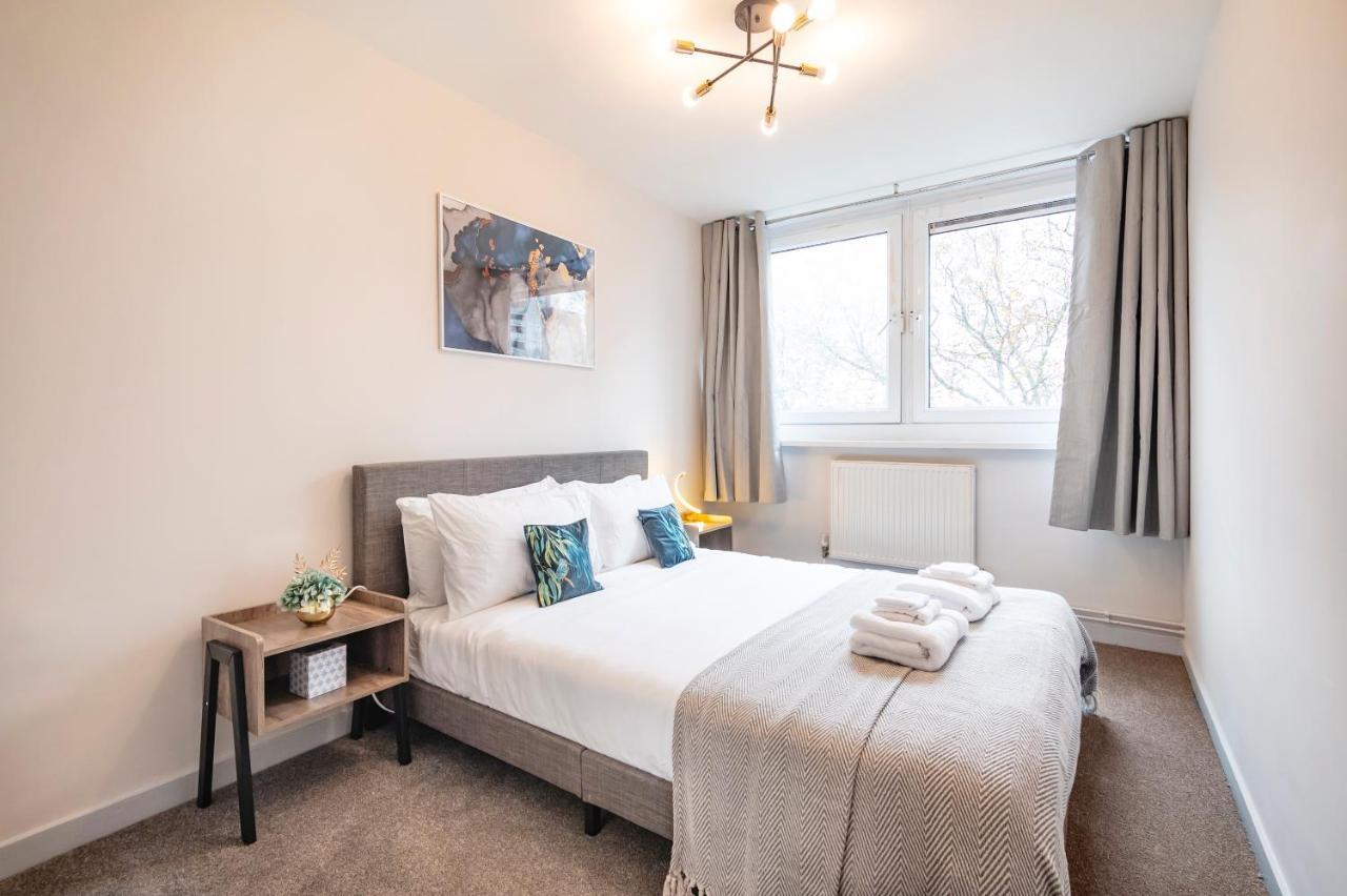 Lovely 4 Bedroom Flat In Wandsworth- London Exterior photo