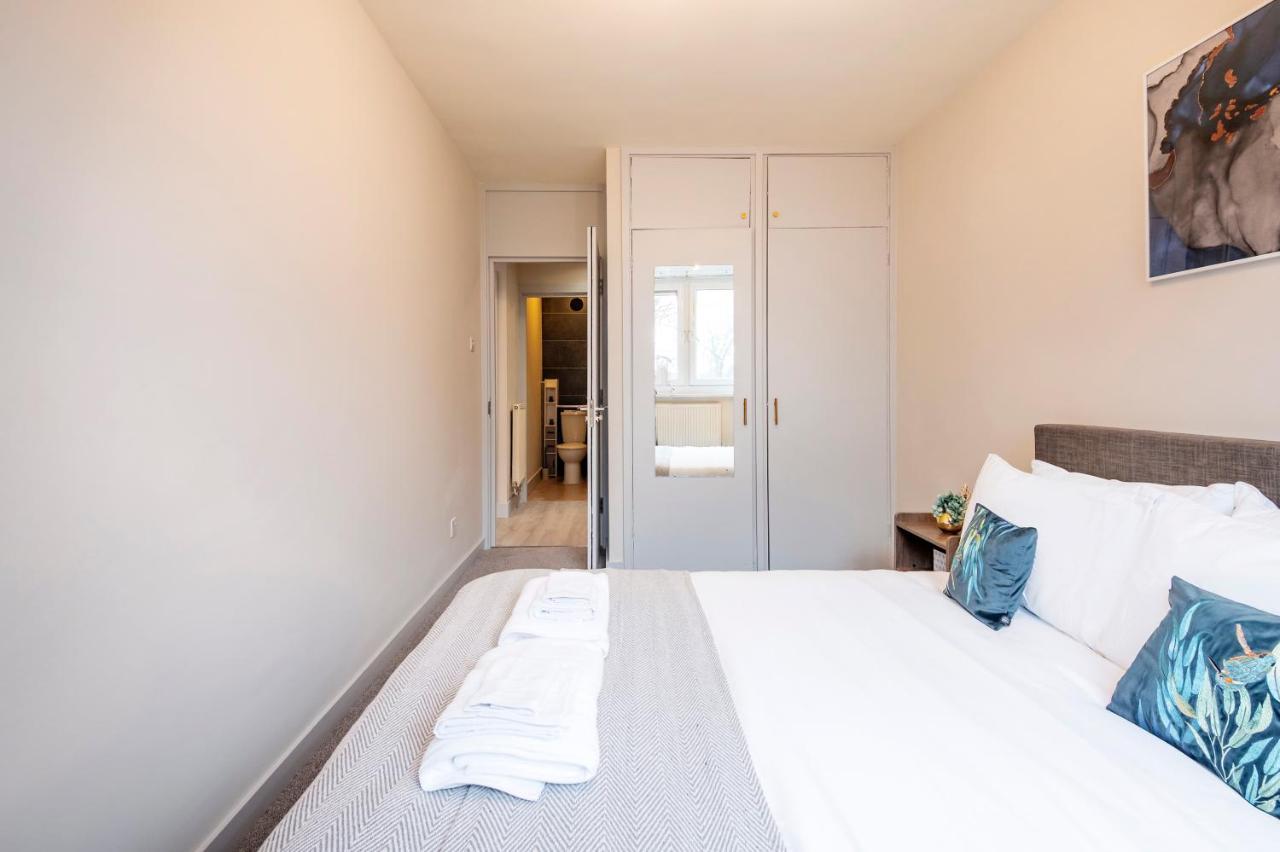 Lovely 4 Bedroom Flat In Wandsworth- London Exterior photo